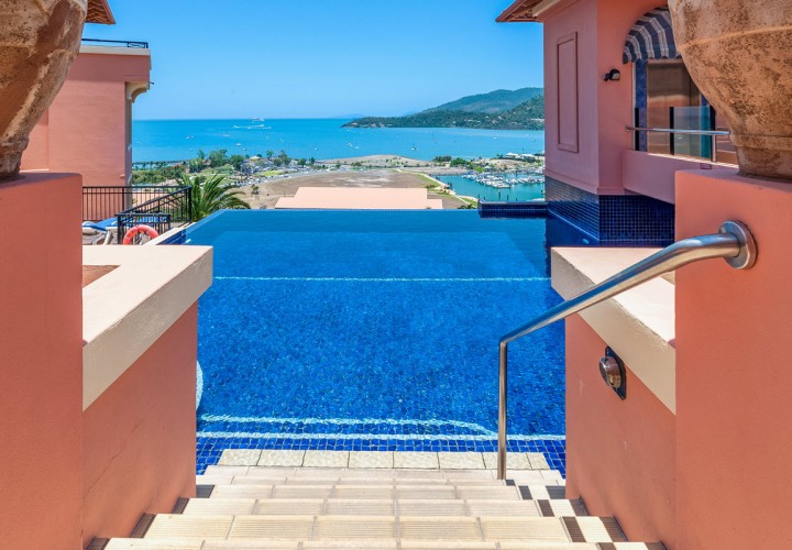 AIRLIE DREAM 1200px 00